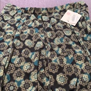 LuLaRoe Madison skirt